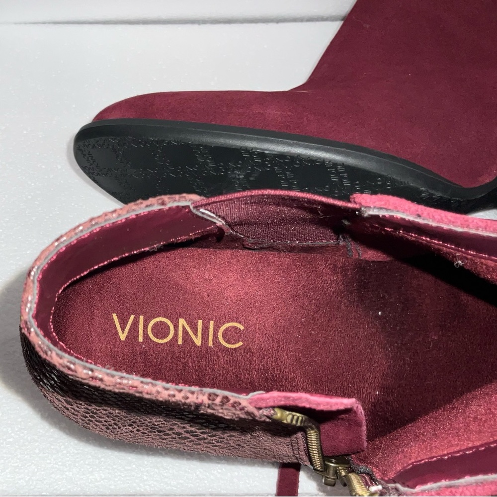 Anne Klein Java Snake Vionic Burgundy Suede Snake… - image 3